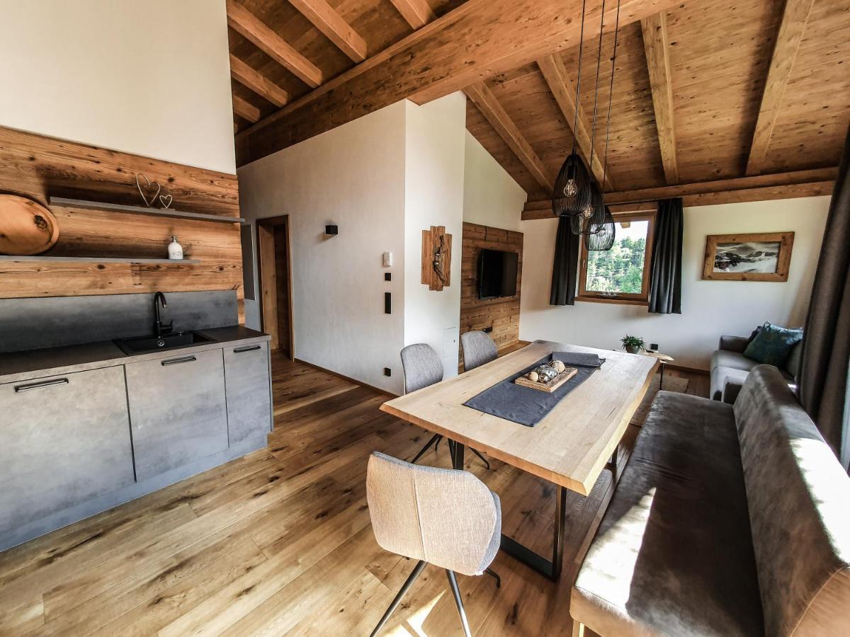 Zeitfrei Chalet Apartments Fieberbrunn Extérieur photo